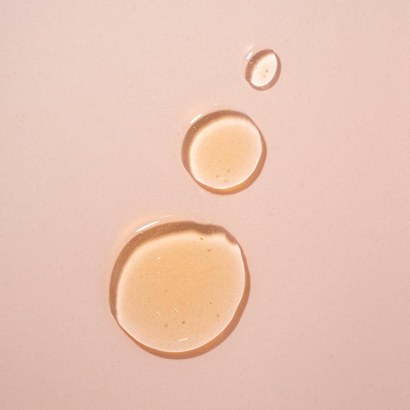 Nourishing and Moisturizing Oil + Foam Cleanser